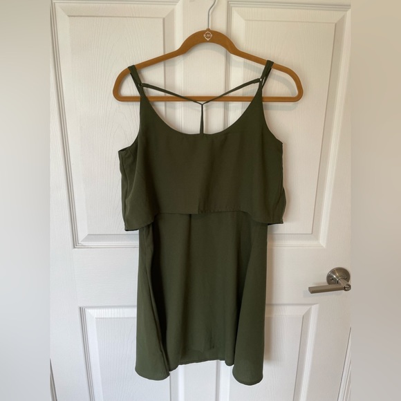 Abercrombie Halter Flowy Dress - Picture 3 of 3